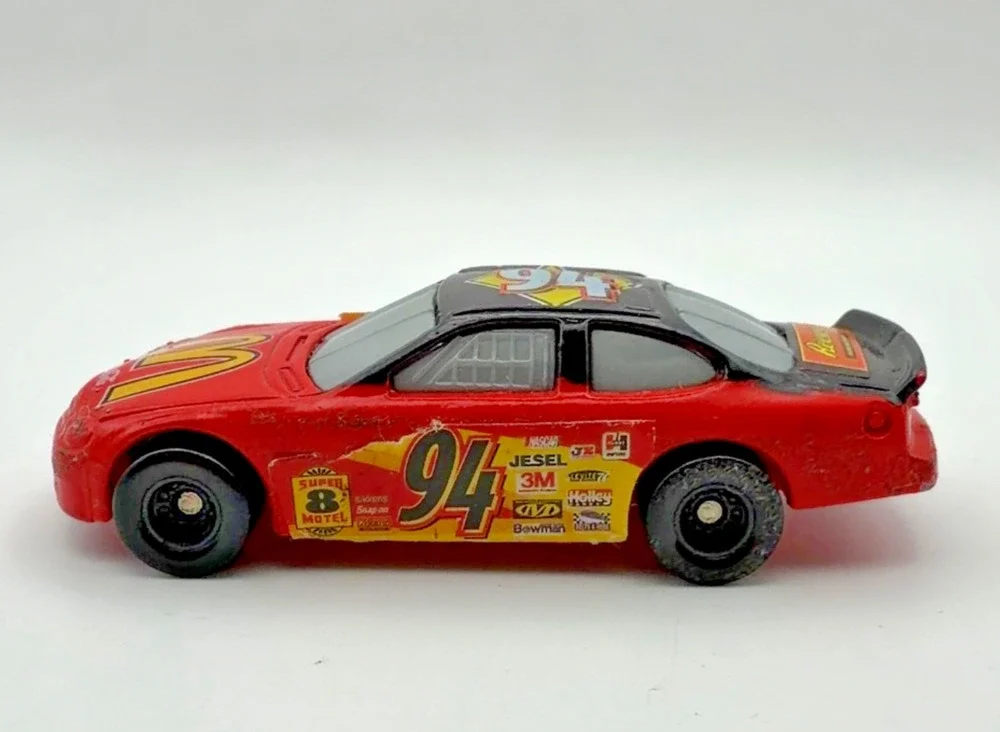 Mattel 1999 No. 94 McDonald's Reese's Coca-Cola Stock Car 3.1